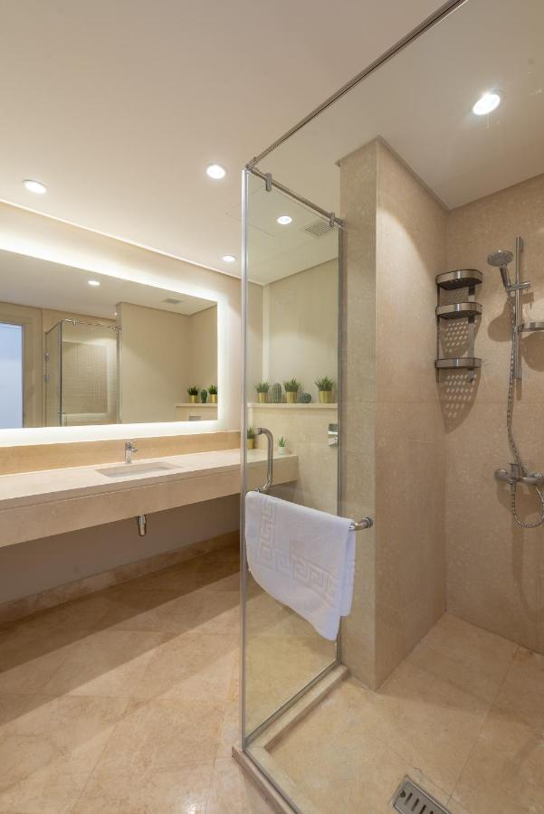 Appartement Mangroovy 2 Bedroom Sea View Apartment, Pool &